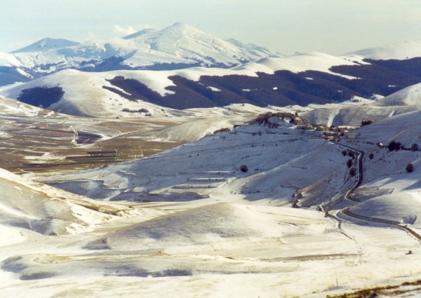 Castelluccio - credo dicembre 2000 Castelluccio - credo dicembre 2000