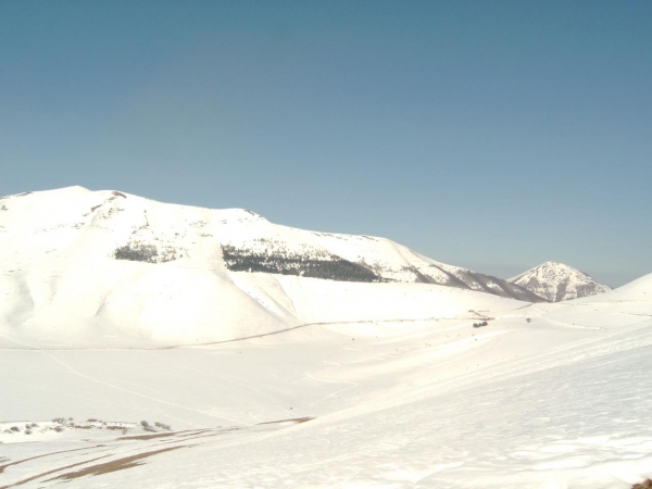 Colli Alti E Bassi Sibillini 041
