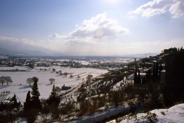 Foligno Sotto La Neve Da Spello Dic. 1988