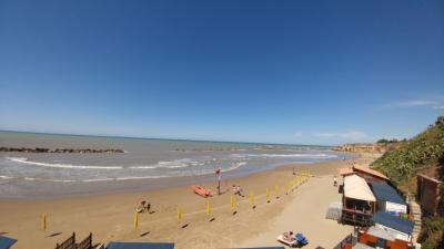 thumbnail_20170521_110726_resized thumbnail_20170521_110726_resized