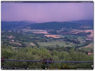 cam_1434740743_244005 cam_1434740743_244005