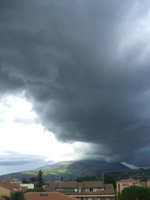 dscf0006_1286289360_344312