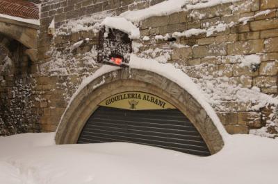 420375_2973316065091_1627474362_2657083_1882276189_n