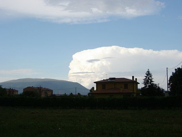 Shelf cloud Shelf cloud