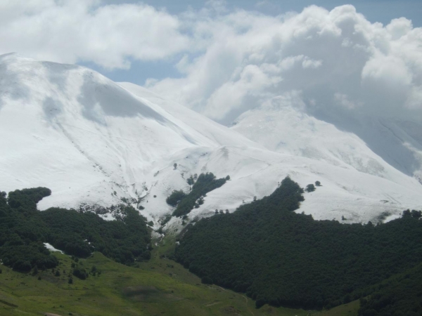 Sibillini Neve Giugno 2006 016